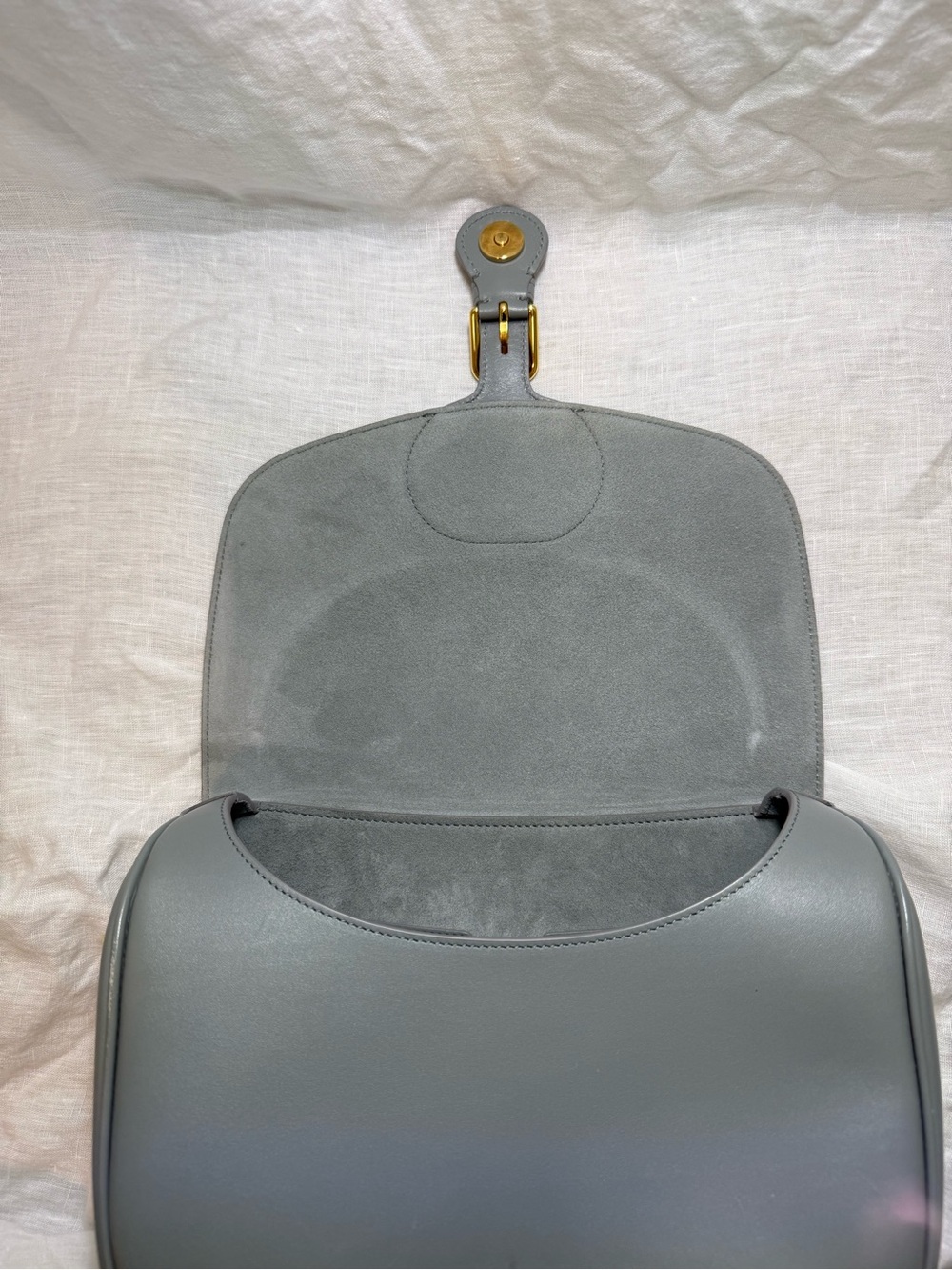 Dior Bobby Bag - Large - Picture 8 of 16